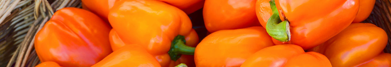 1280px-Orange_bell-peppers_Rouffignac-resized.jpg